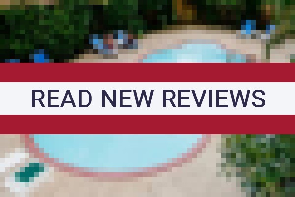 www.fullmoonbungalowsphuket.com - check out latest independent reviews